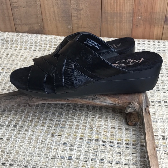 Aerosols Wedge Sandals Size 8.5 - Picture 3 of 8